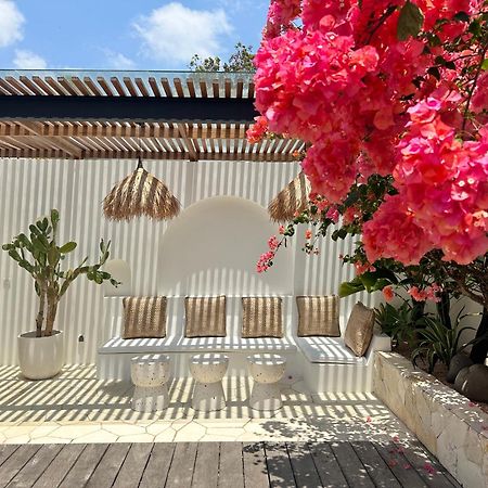 The Young Villas - Uluwatu Экстерьер фото